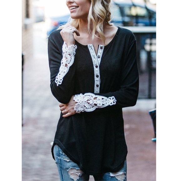 Black/White LacyTop - Picture 1 of 4